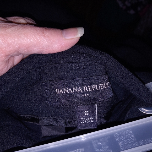 Banana Republic Factory shorts - Picture 3 of 3
